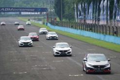 Cara mengendarai Mobil berkecepatan tinggi