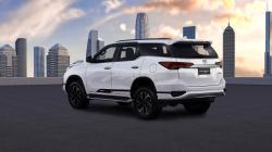 Penampakan Toyota New Fortuner 4X2 2.4 VRZ AT DSL