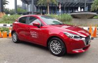 Kredit Dp minim Mazda 2 R